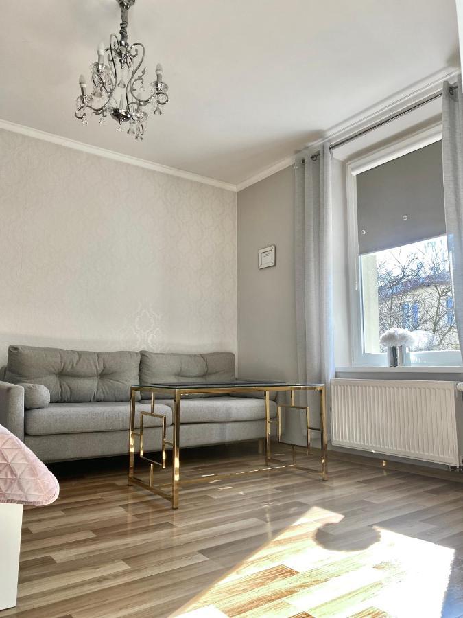 Glamour Apartment Przy Plazy, Z Parkingiem Prywatnym Sopot Exteriör bild