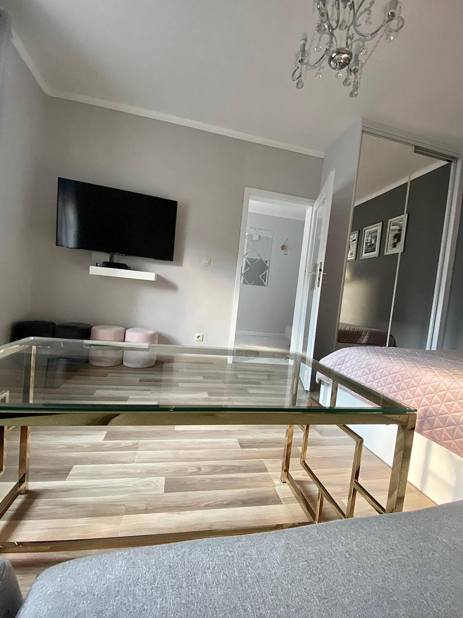 Glamour Apartment Przy Plazy, Z Parkingiem Prywatnym Sopot Exteriör bild